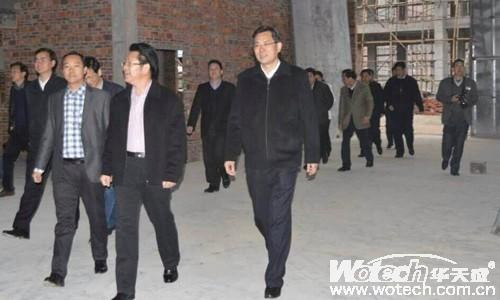 广东省副省长刘志庚等一行莅临华天成生产基地