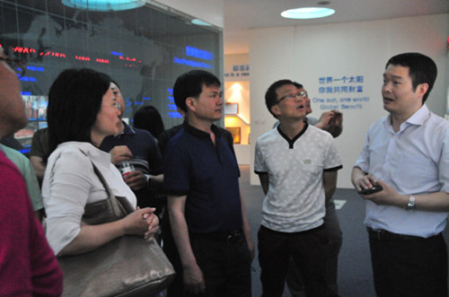 清华大学房地产总裁班走进力诺瑞特