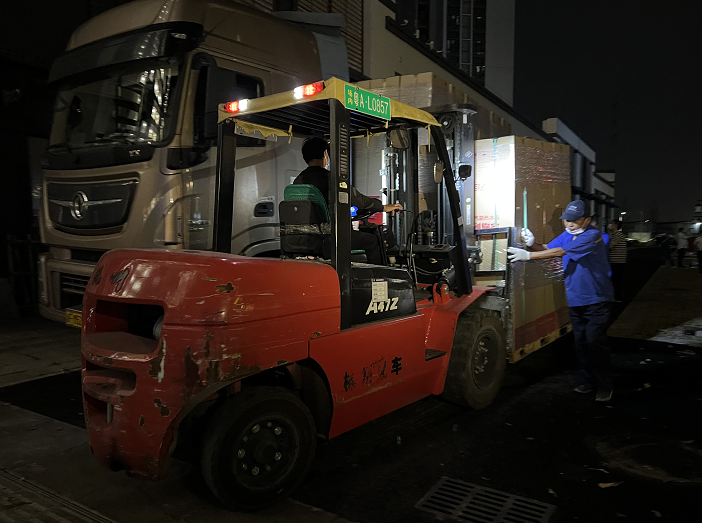 风雨同舟，共抗疫情！纽恩泰为增城一隔离点捐赠近400台热水器